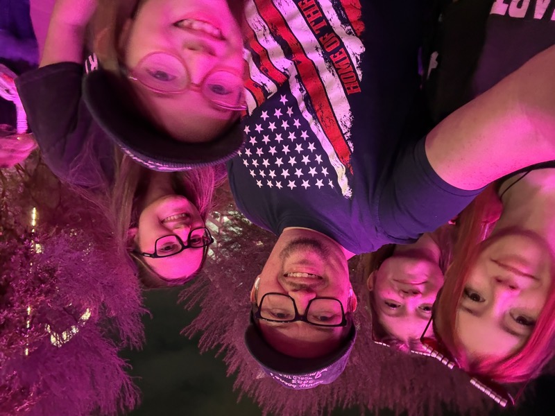 Shaun Bonk with his four daughters